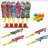 Игрушка в тубе Канди Клаб Драже  2гр*30*(12бл) Crazy Скейт